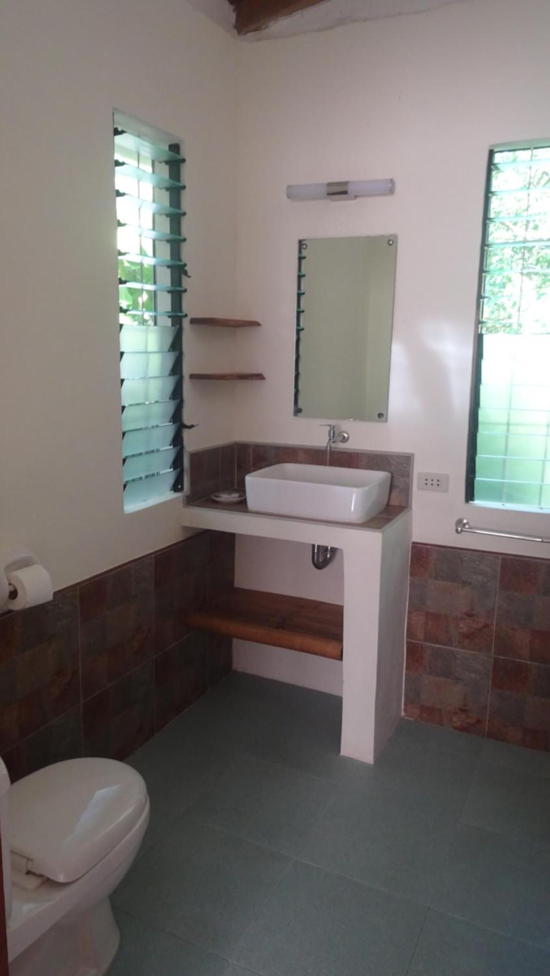 Acacia'S Cottages With Starlink Wifi Mambajao Buitenkant foto