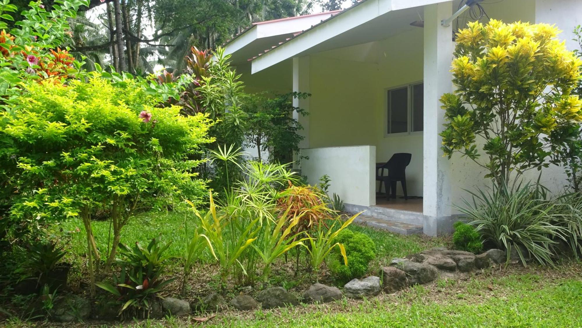 Acacia'S Cottages With Starlink Wifi Mambajao Buitenkant foto